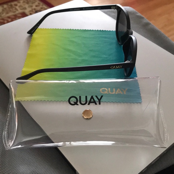 Quay Polarized Blueprint Sunglasses - Picture 6 of 9